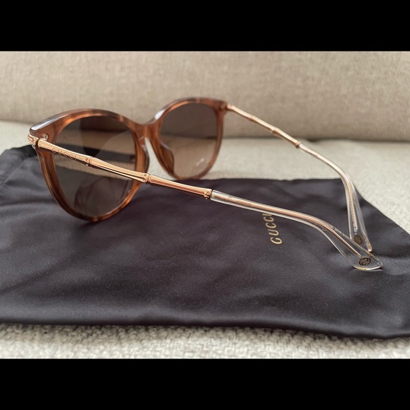 Beautiful authentic Gucci sunglasses - Picture 5 of 6
